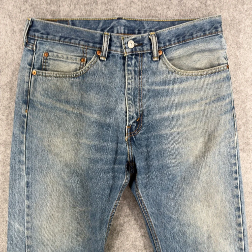 Levis 505 Regular Fit Straight Leg Jeans Mens 35x30 Medium Wash Blue
